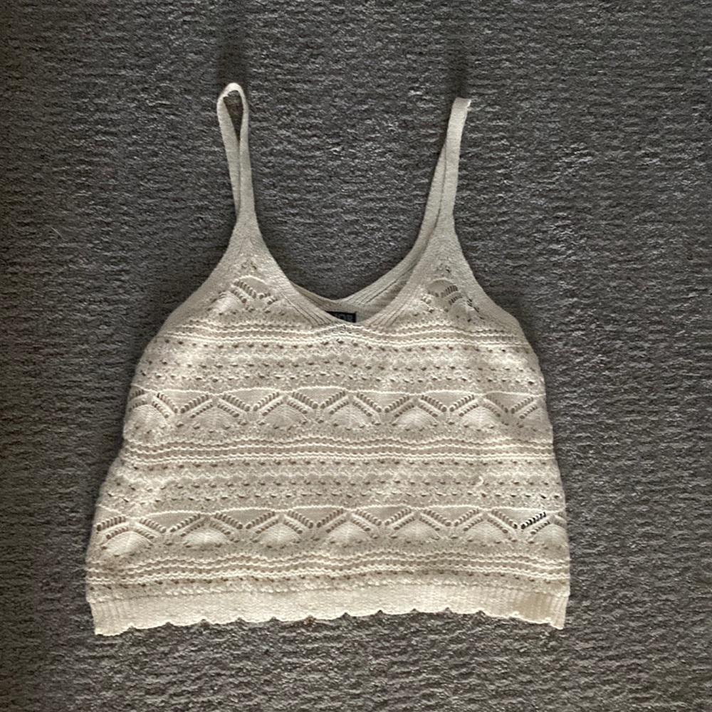 White knit tank top